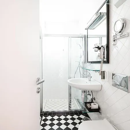 Guest house Preseren 4*