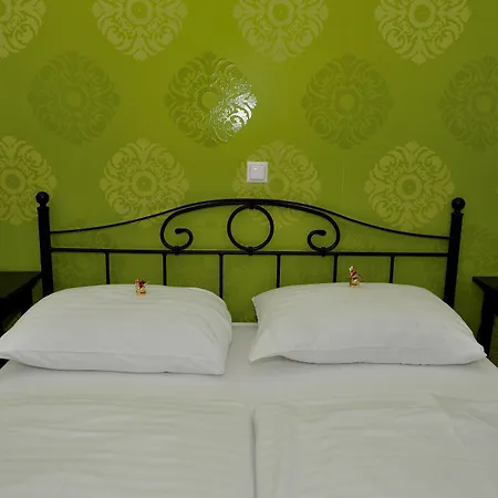 Gasthuis Preseren 4*