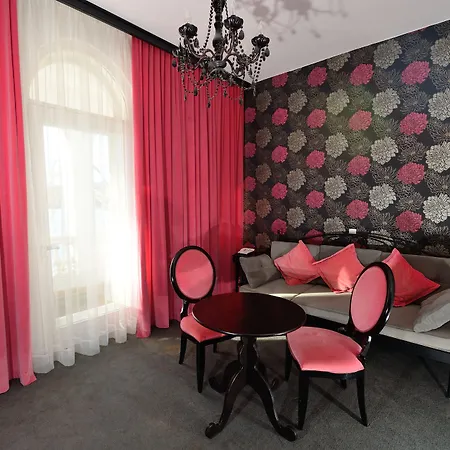 Preseren 4* Μπλεντ