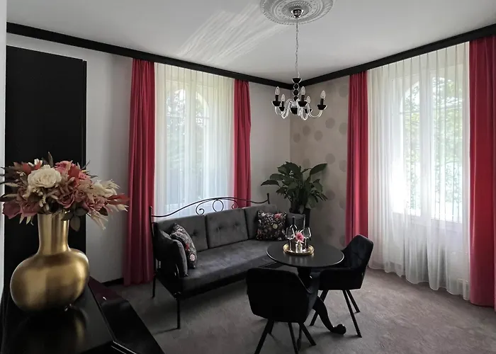 ペンツィオン プレシェレン ゲストハウス